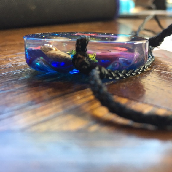 Ocean Heart Necklace - Picture 8 of 8